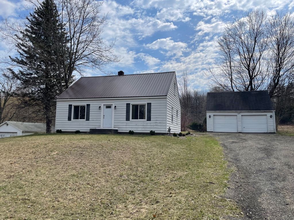 2243 EDINBORO Road, Erie, PA 16509