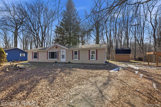 3831 Beech Street, Fort Gratiot Charter Township, MI 48059