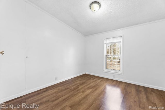 3831 Beech Street, Fort Gratiot Charter Township, MI 48059