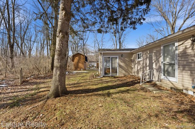 3831 Beech Street, Fort Gratiot Charter Township, MI 48059