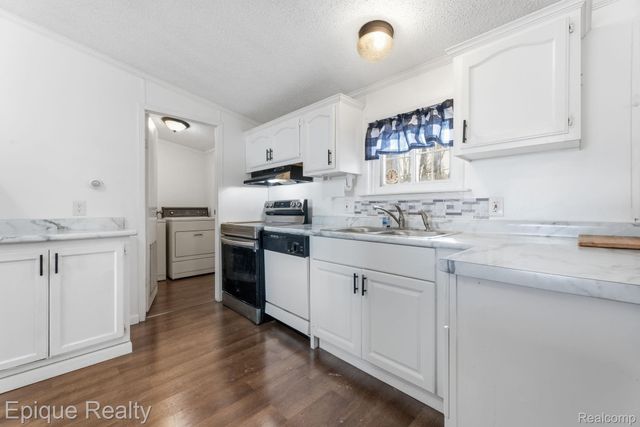 3831 Beech Street, Fort Gratiot Charter Township, MI 48059