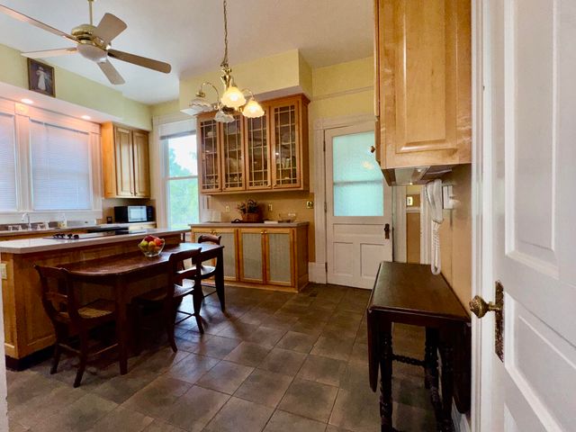 453 W Broadway Street, Danville, KY 40422