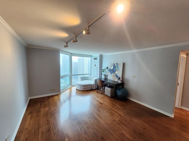 195 N Harbor Drive 3807, Chicago, IL 60601