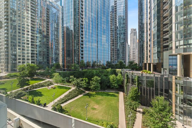 195 N Harbor Drive 3807, Chicago, IL 60601