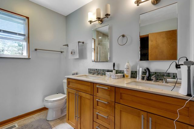 2567 Starford Drive, Dublin, OH 43016