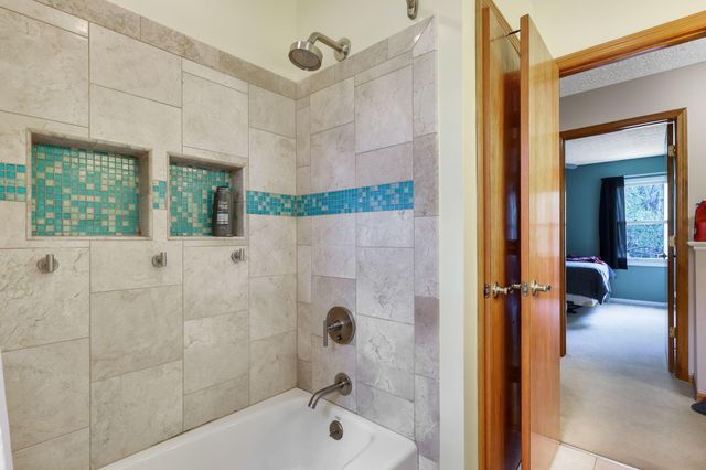 2567 Starford Drive, Dublin, OH 43016