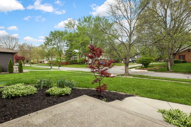 2567 Starford Drive, Dublin, OH 43016