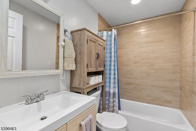 34 Avenue B, Haledon Boro, NJ 07508