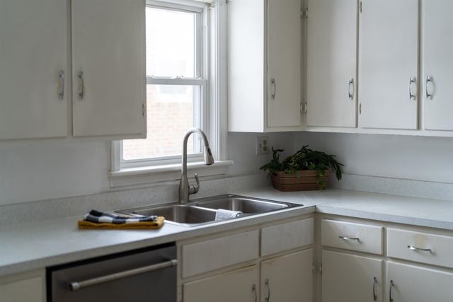 507 GAYMONT PL, Staunton, VA 24401