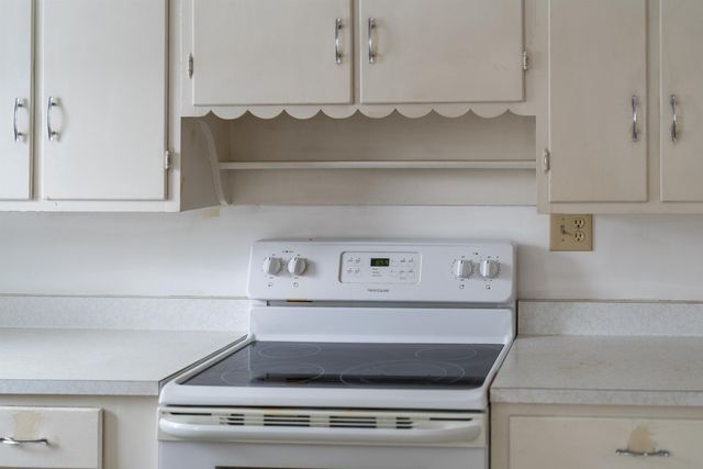 507 GAYMONT PL, Staunton, VA 24401