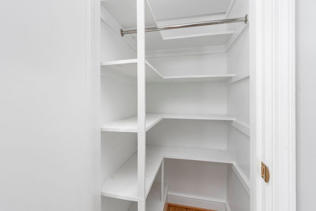 507 GAYMONT PL, Staunton, VA 24401