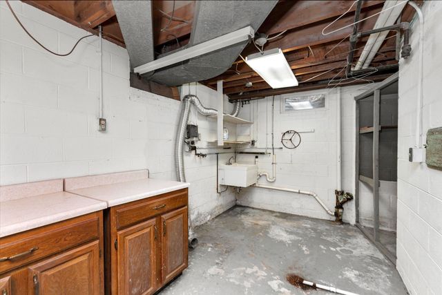 507 GAYMONT PL, Staunton, VA 24401