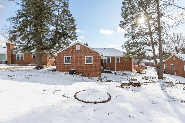 507 GAYMONT PL, Staunton, VA 24401