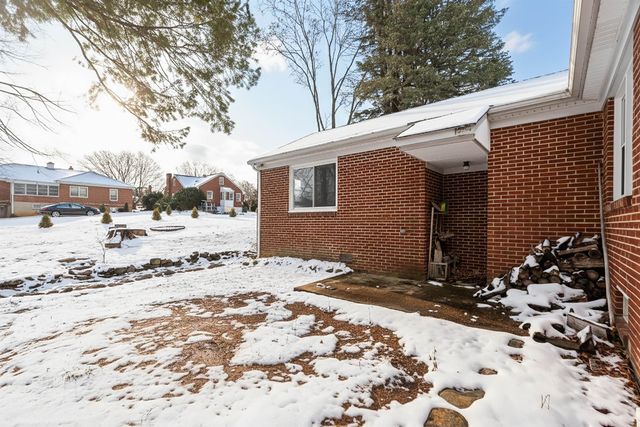 507 GAYMONT PL, Staunton, VA 24401