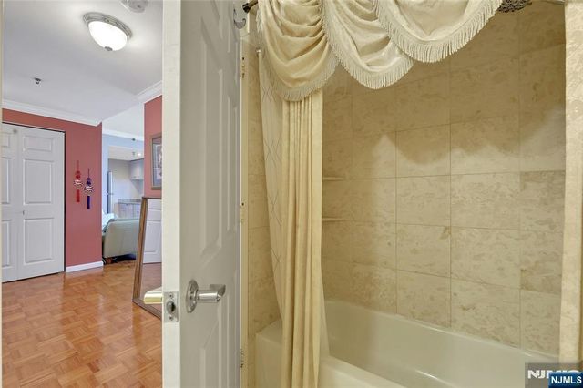 100 Old Palisade Road 3414, Fort Lee, NJ 07024