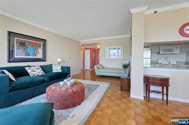 100 Old Palisade Road 3414, Fort Lee, NJ 07024