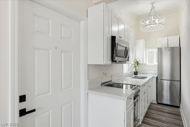 3912 Casa Grande Avenue, Las Vegas, NV 89102