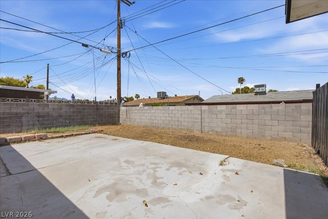 3912 Casa Grande Avenue, Las Vegas, NV 89102