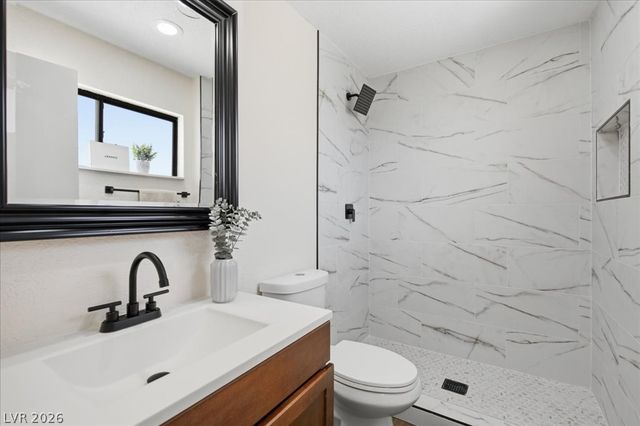 3912 Casa Grande Avenue, Las Vegas, NV 89102