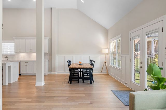 2209 Winterdale Dr, Murfreesboro, TN 37128