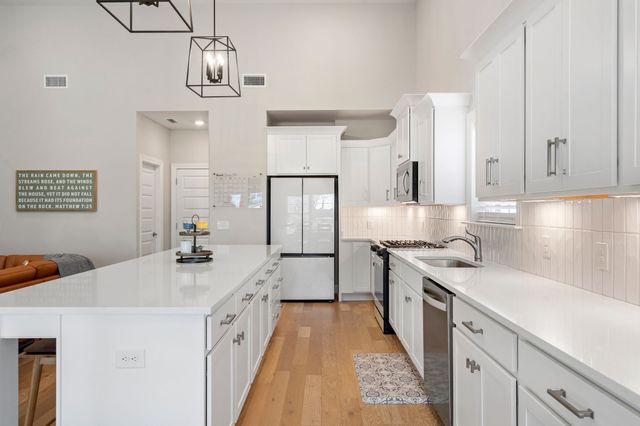 2209 Winterdale Dr, Murfreesboro, TN 37128