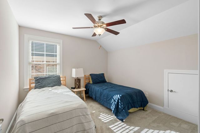 2209 Winterdale Dr, Murfreesboro, TN 37128