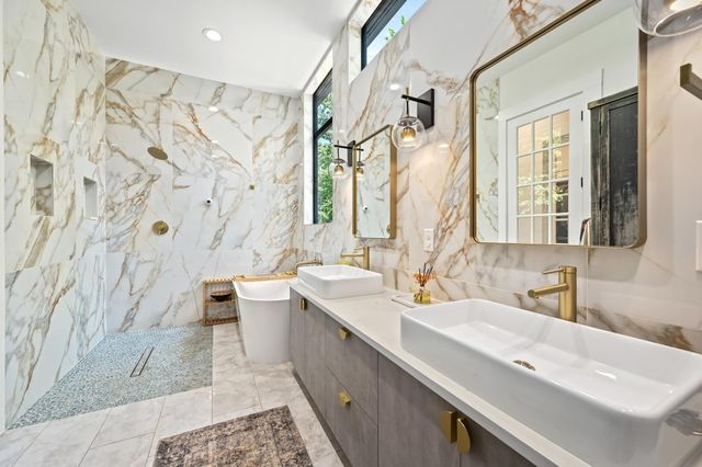 7810 Hardy DR, Austin, TX 78757