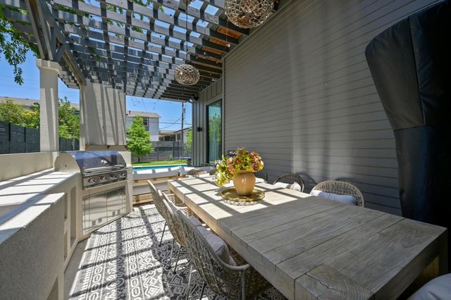 7810 Hardy DR, Austin, TX 78757