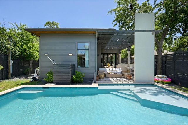 7810 Hardy DR, Austin, TX 78757