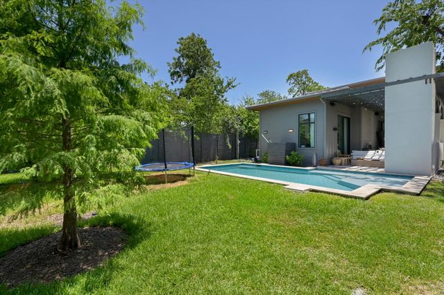 7810 Hardy DR, Austin, TX 78757