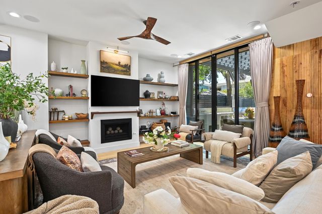 7810 Hardy DR, Austin, TX 78757