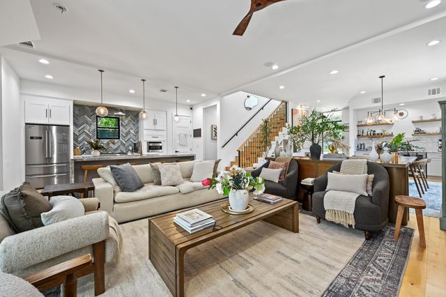 7810 Hardy DR, Austin, TX 78757