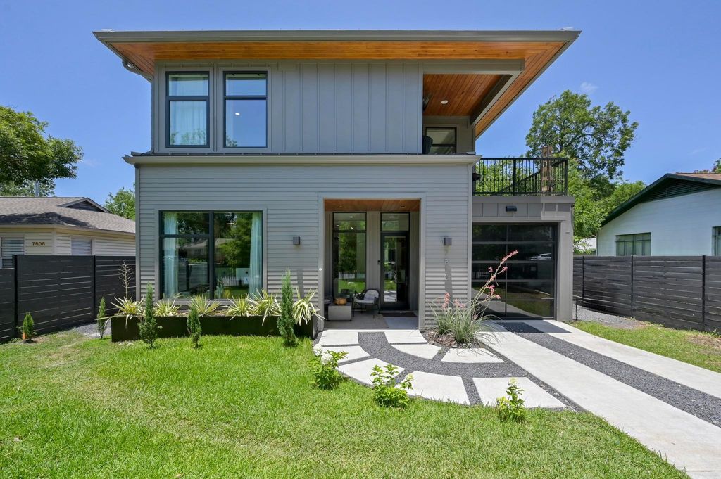 7810 Hardy DR, Austin, TX 78757