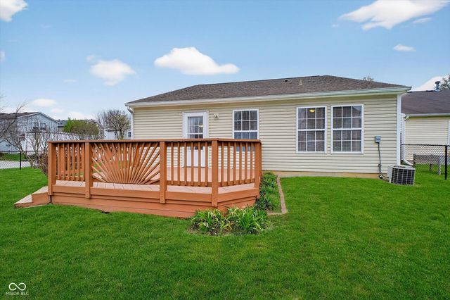 1166 Kenwood Drive, Greenwood, IN 46143