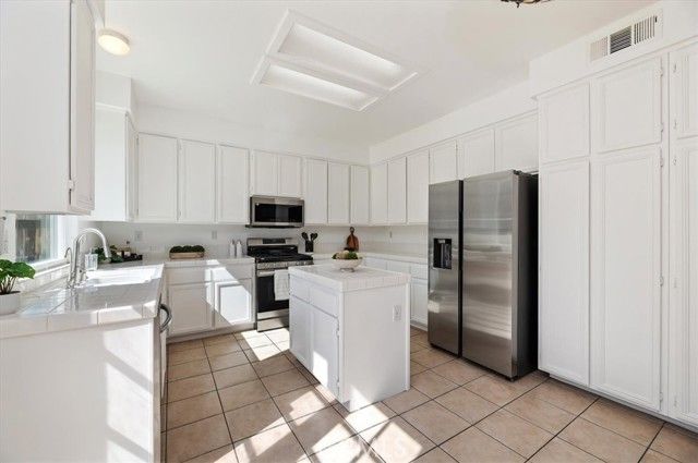 1378 Coral Gables, Corona, CA 92881