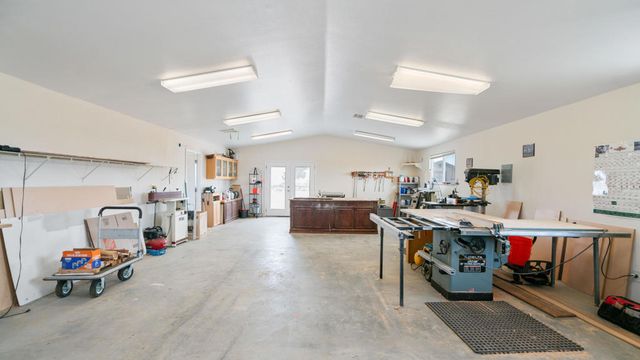 1823 Hilton Avenue, Yucca Valley, CA 92284