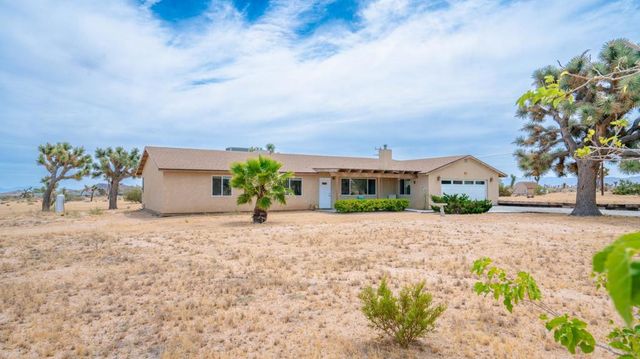 1823 Hilton Avenue, Yucca Valley, CA 92284