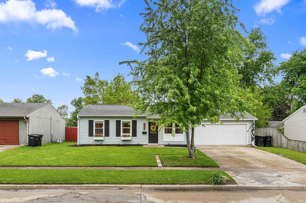 3032 Choctaw Drive, Lafayette, IN 47909