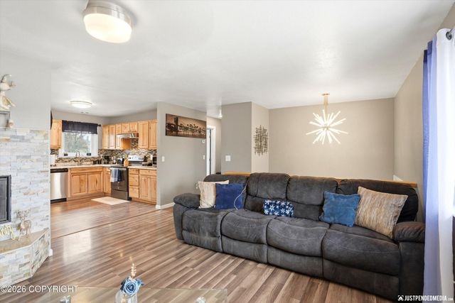 5126 Caribou Avenue, Anchorage, AK 99508
