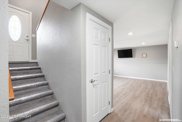 5126 Caribou Avenue, Anchorage, AK 99508