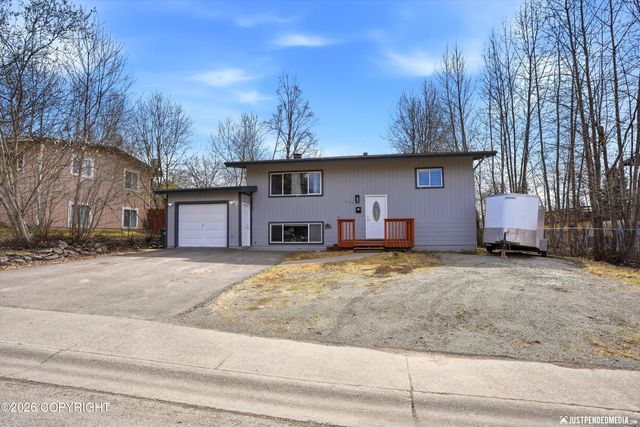 5126 Caribou Avenue, Anchorage, AK 99508