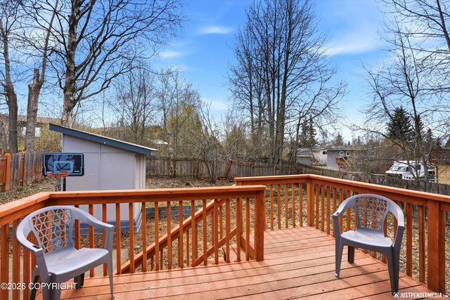 5126 Caribou Avenue, Anchorage, AK 99508