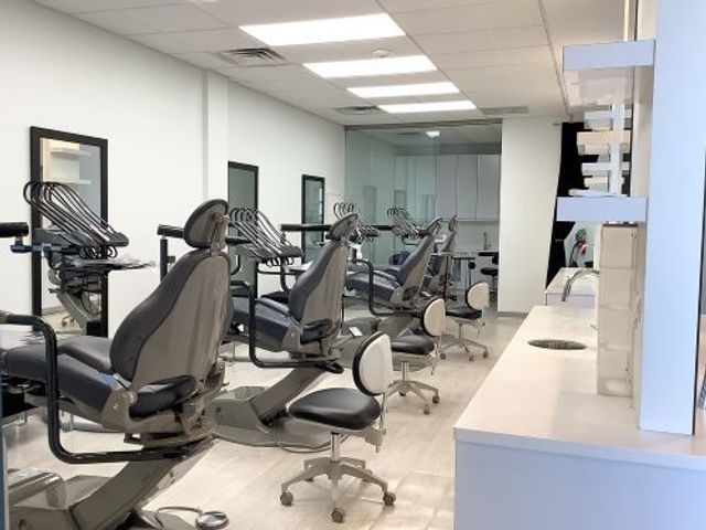 2112 N Clybourn Avenue B, Chicago, IL 60614