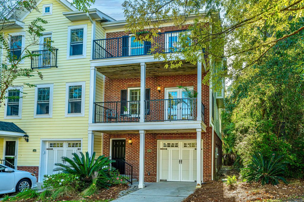 101 Winding Creek Court, Mount Pleasant, SC 29464