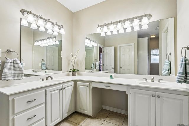 27020 Gaylord Rd, Walker, LA 70785