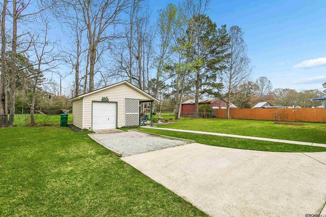 27020 Gaylord Rd, Walker, LA 70785