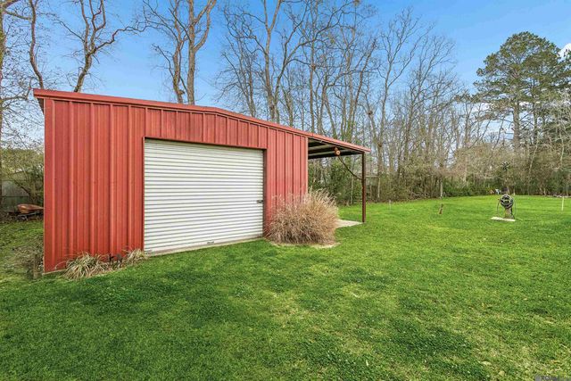 27020 Gaylord Rd, Walker, LA 70785