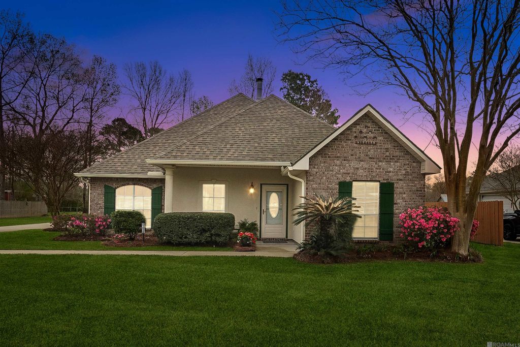 27020 Gaylord Rd, Walker, LA 70785