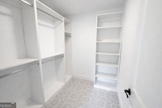 648 Liella Park SE, Atlanta, GA 30312