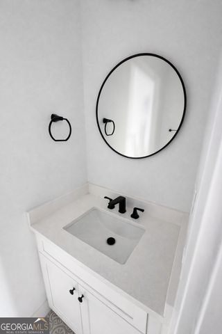 648 Liella Park SE, Atlanta, GA 30312